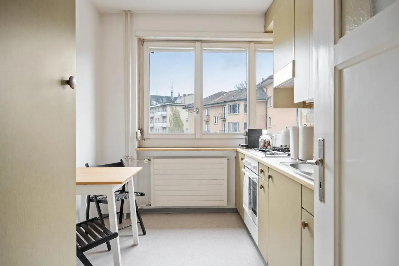 Central Apartment For City Explorers 224 Zurich 0*,